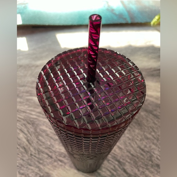 NWT - Starbucks Black Cherry Cross-Checkered Textured 24oz Tumbler w/straw - Picture 5 of 6